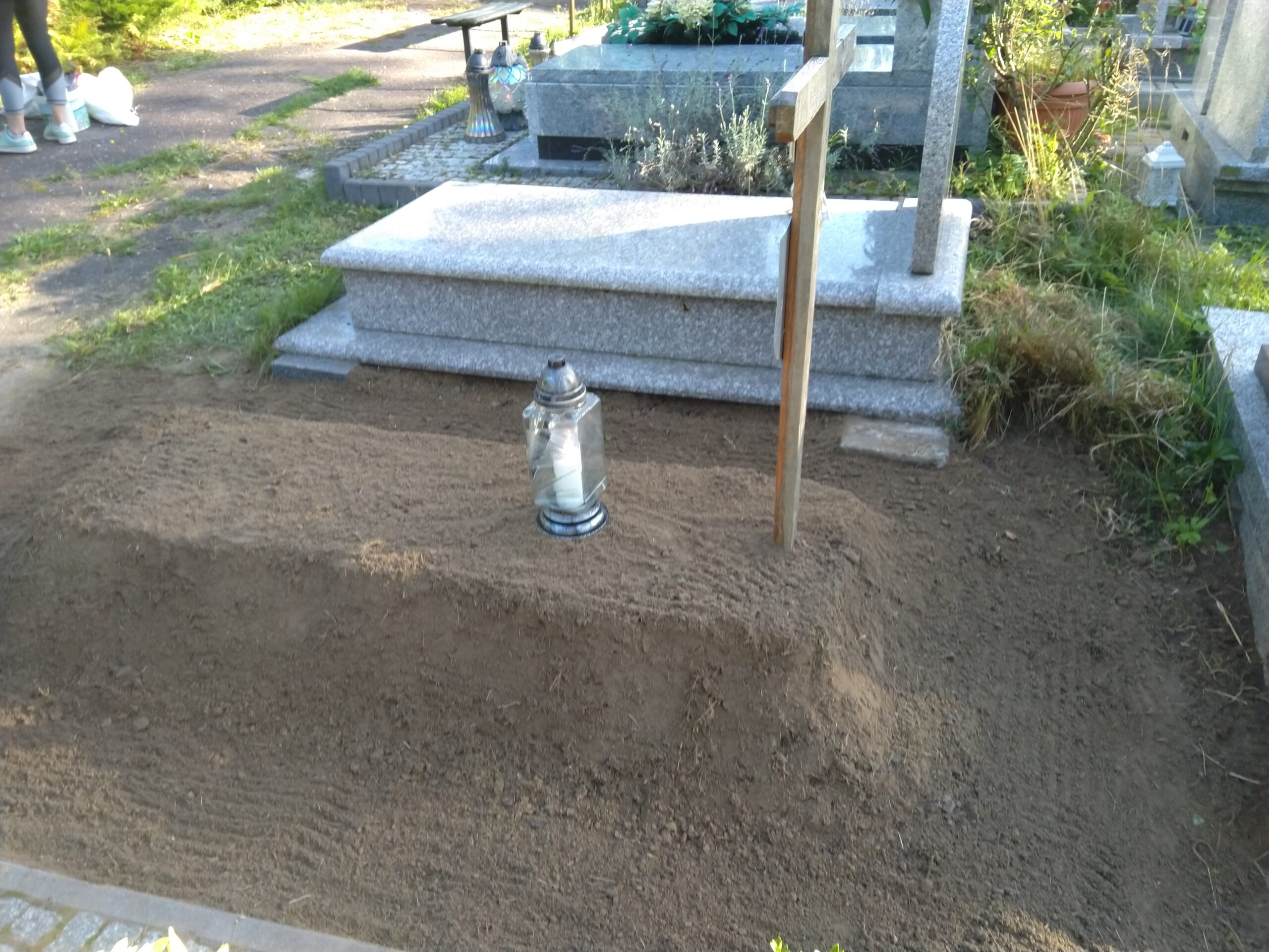 oczyszczony nagrobek elbląg